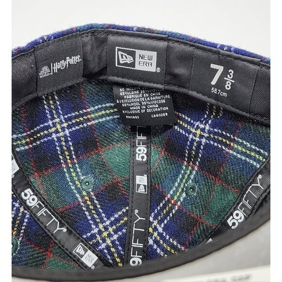 New Era 59FIFTY Hogwarts Fitted Hat & Stance Harry Potter Crew Socks Bundle - Picture 10 of 10